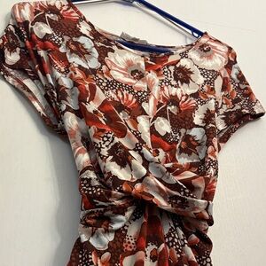 Women’s Floral Twist-Front dress in Brown & Rust